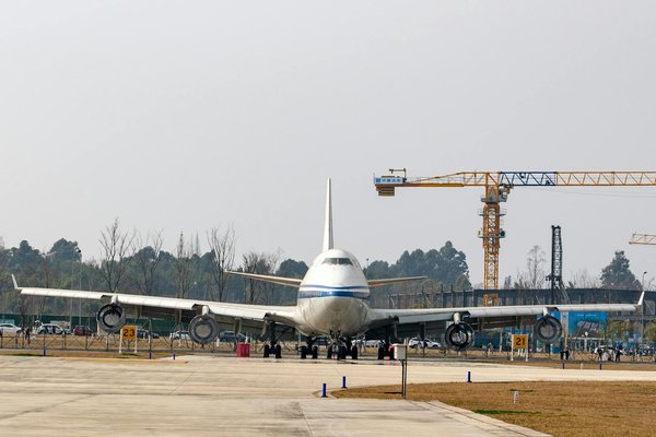 How is technology transforming the travel experience in the UK?